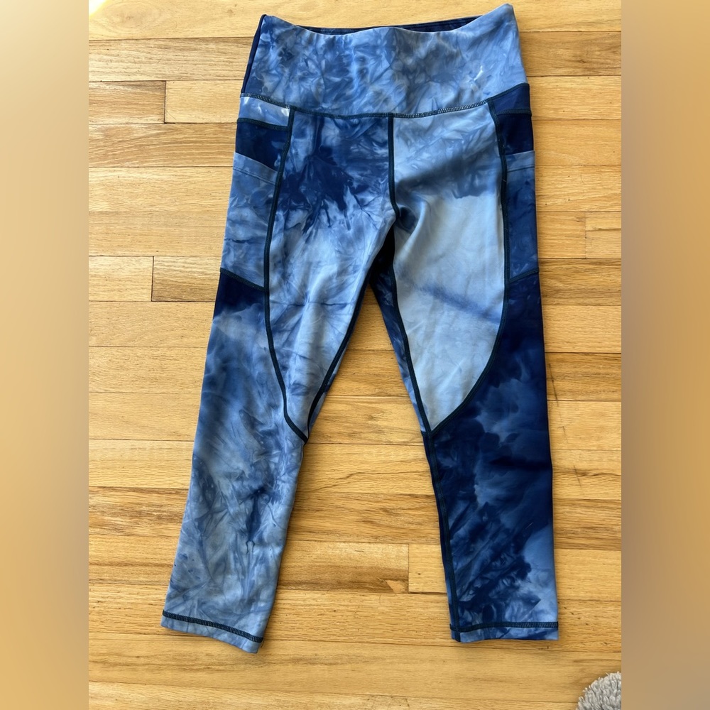ZYIA Light n Tight cropped leggings with pockets